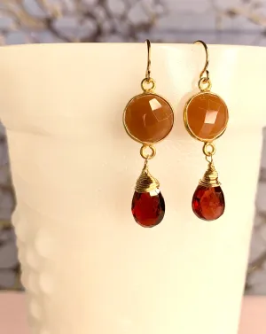 #059 garnet drops & round moonstone round