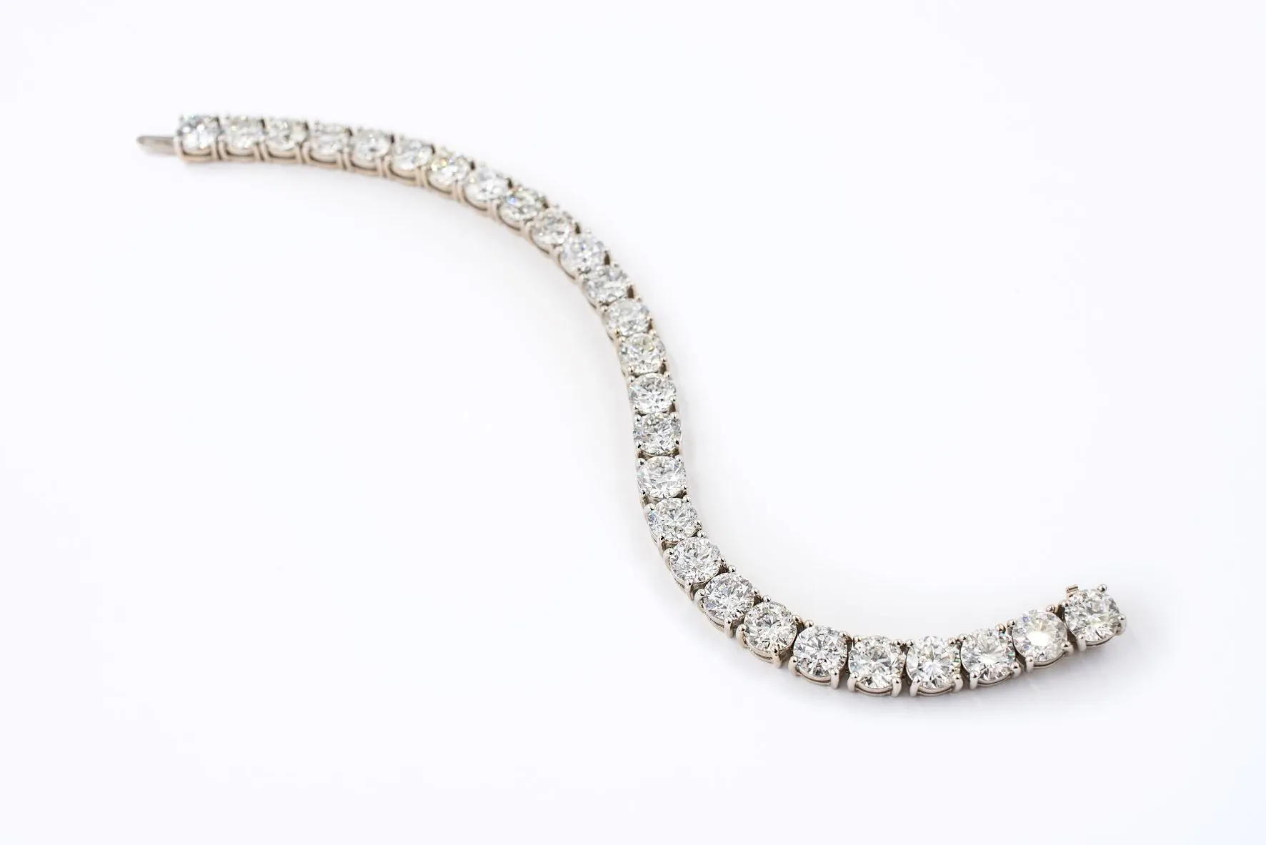27 ctw Diamond Tennis Bracelet 14k White Gold