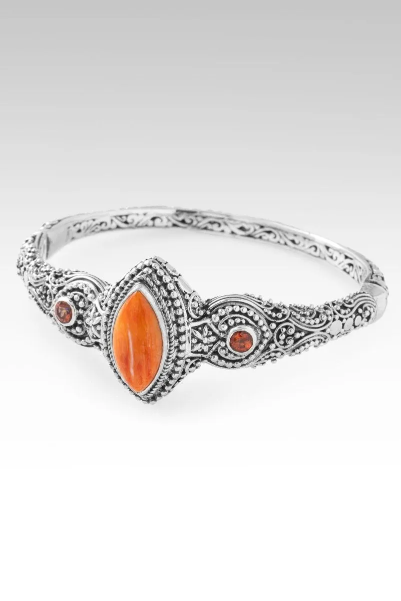 Amazing Creation Bangle™ in Orange Spiny Oyster