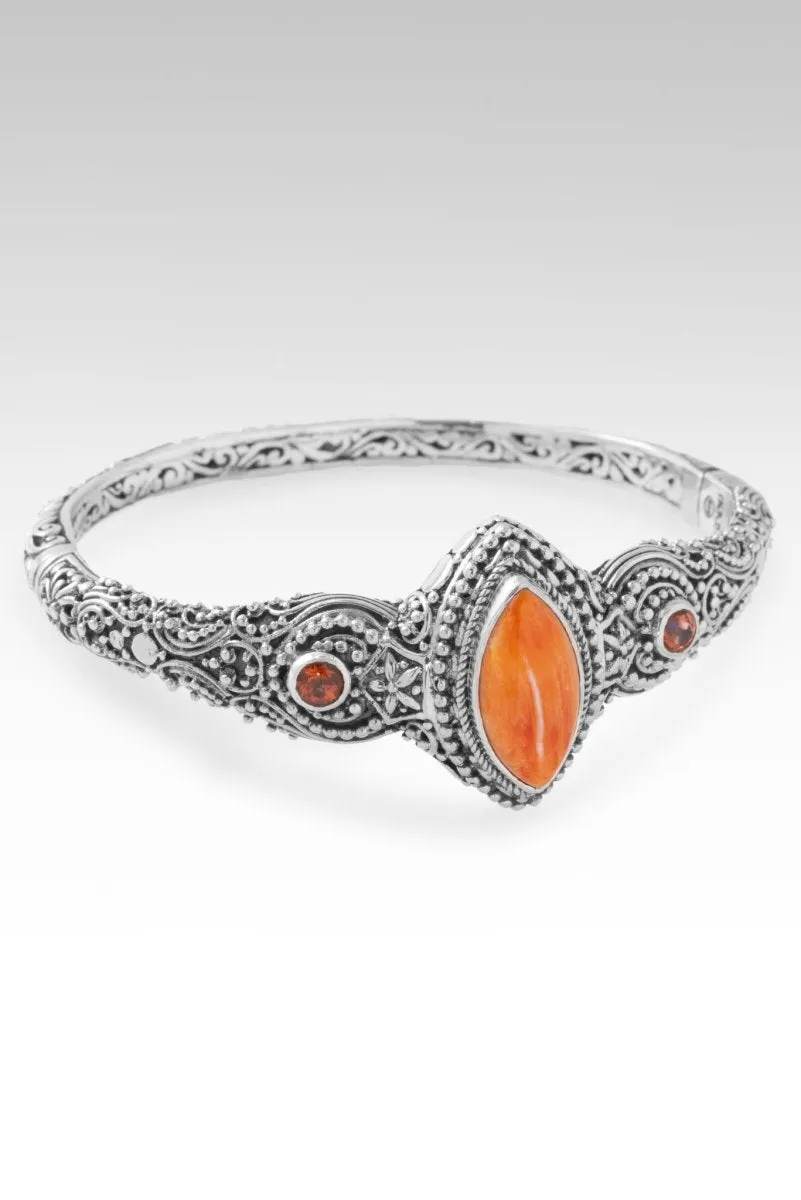 Amazing Creation Bangle™ in Orange Spiny Oyster