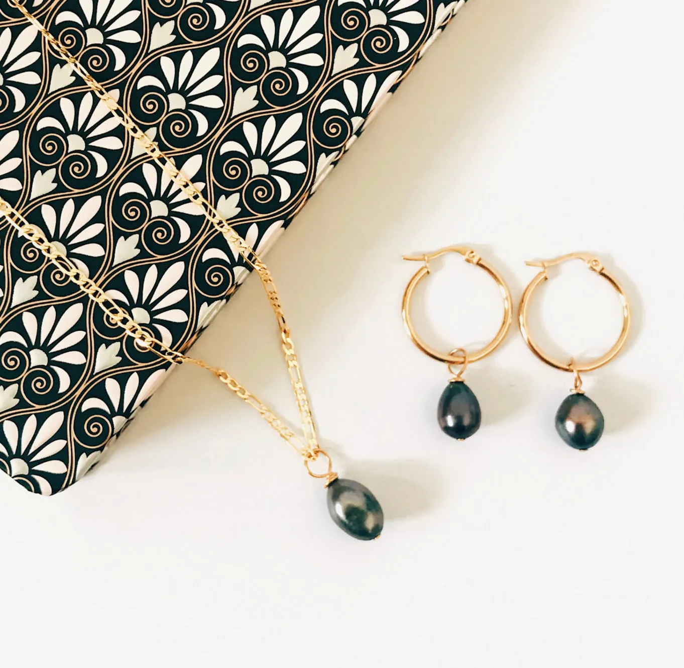 ARIYAH - Natural Tahitian Simple Pearl Set (12mm)