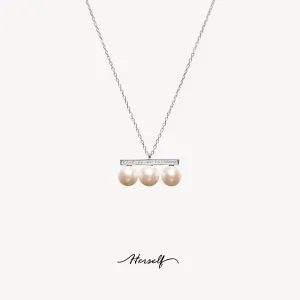 Balance Beam Pearl Necklace