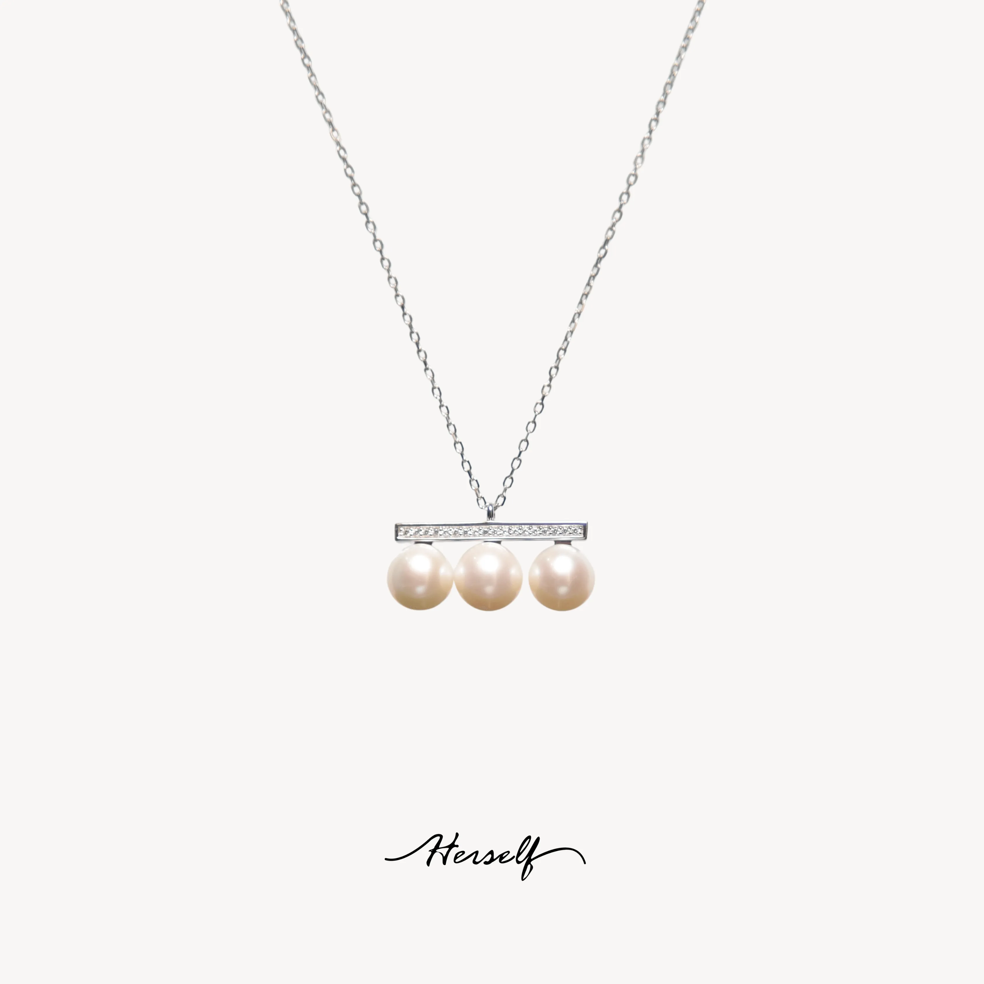 Balance Beam Pearl Necklace