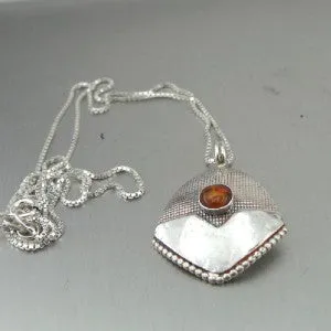 Handmade Art 925 Sterling Silver Amber Pendant (H)