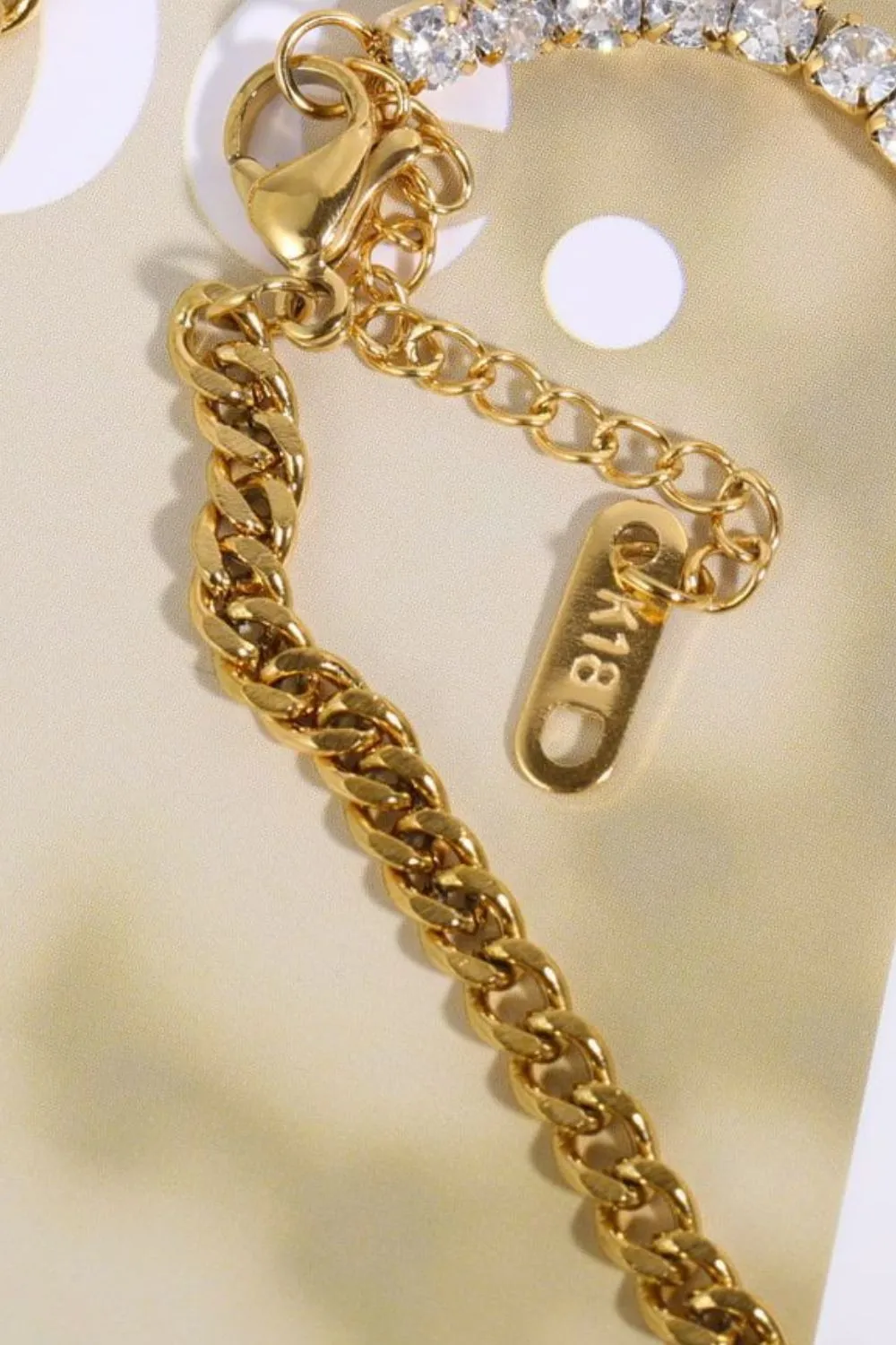 Inlaid Zircon Bracelet