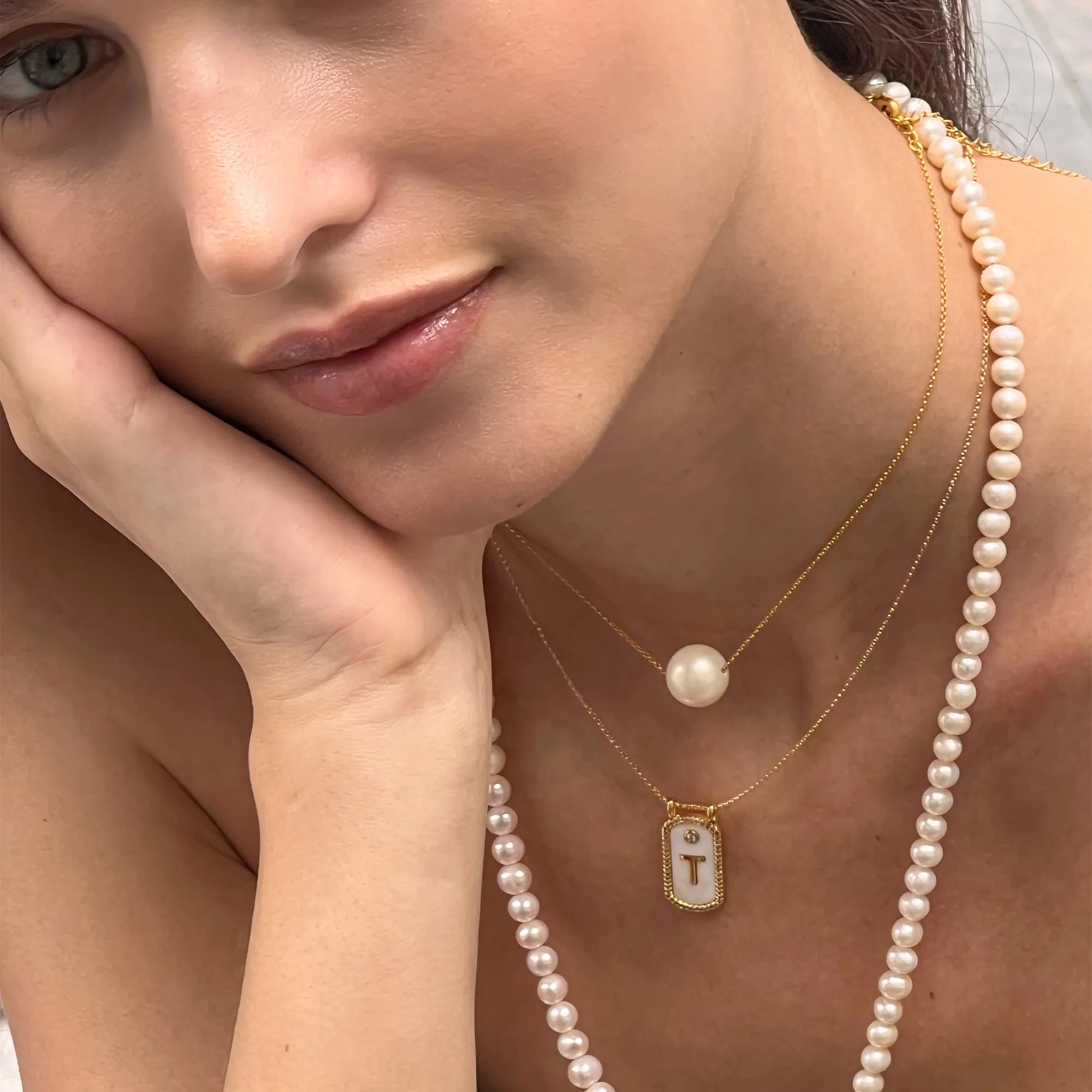 Iris Pearl Necklace
