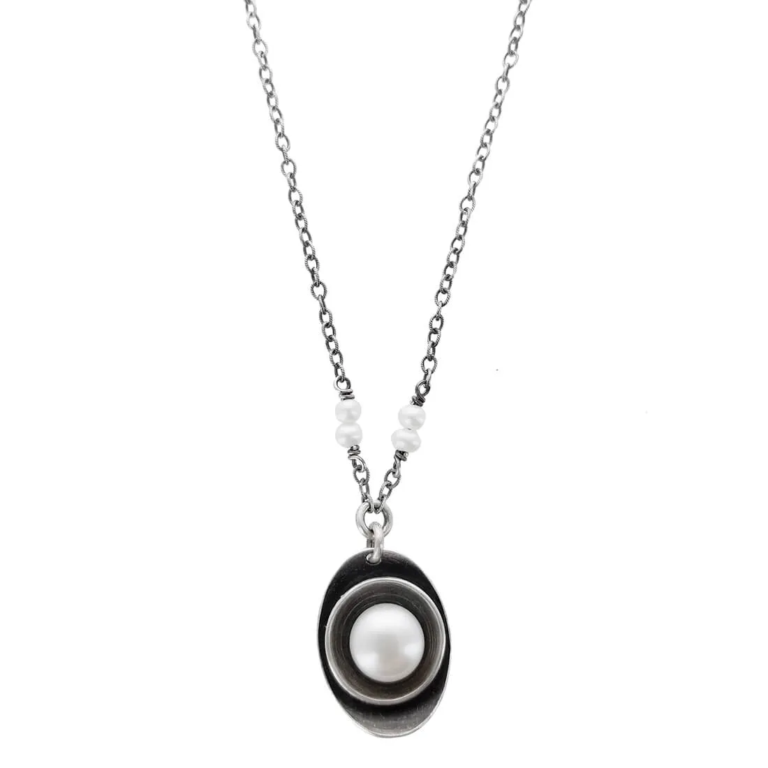 J & I Double Cupped Pearl Necklace
