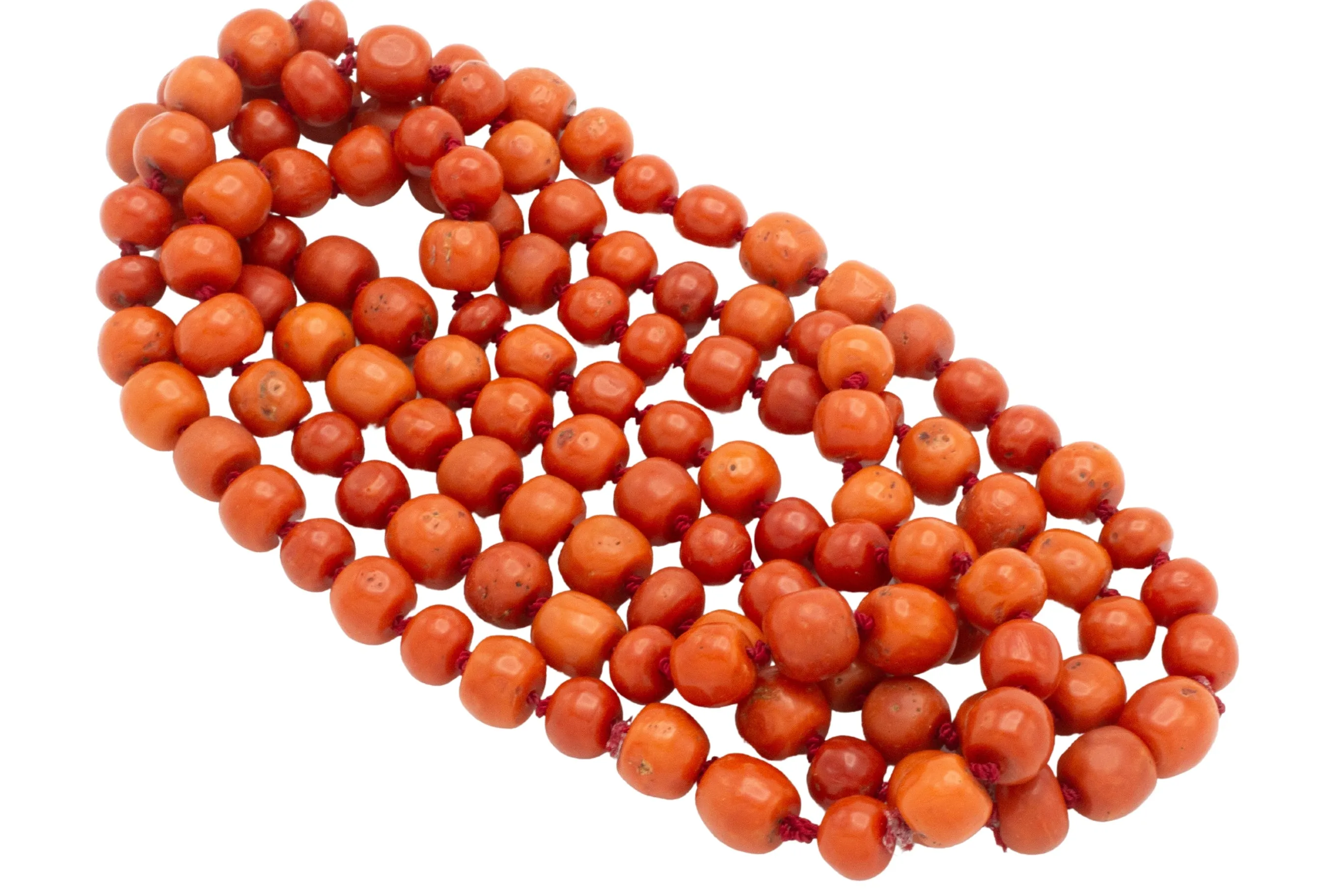 Long coral collier