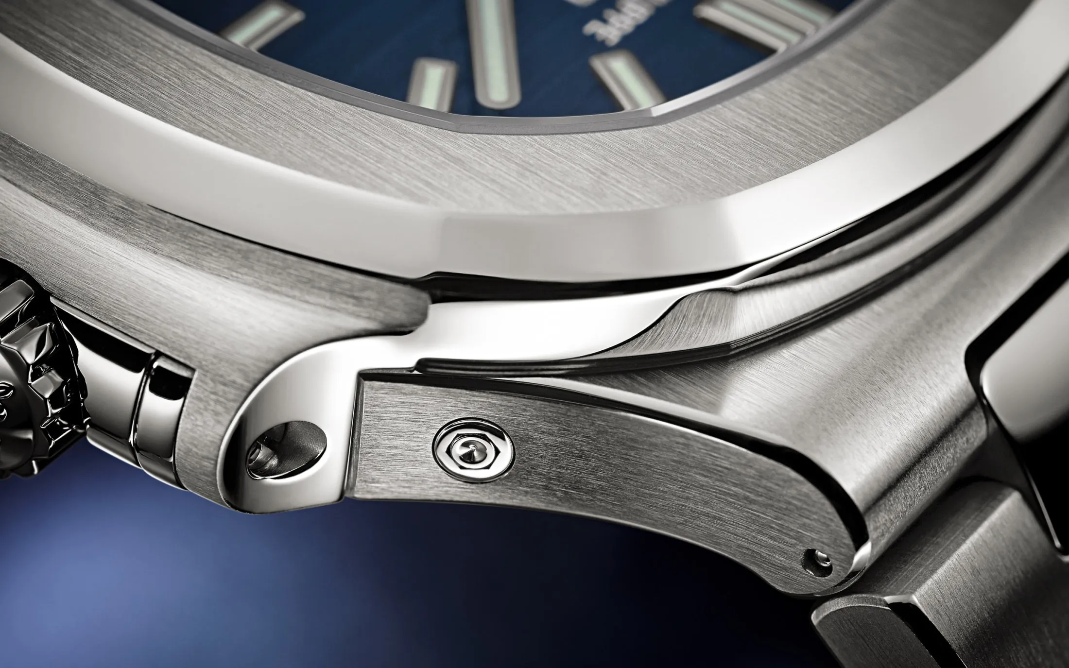 Philippe Nautilus 5726/1A-014 – Stainless Steel, Annual Calendar, Blue Dial
