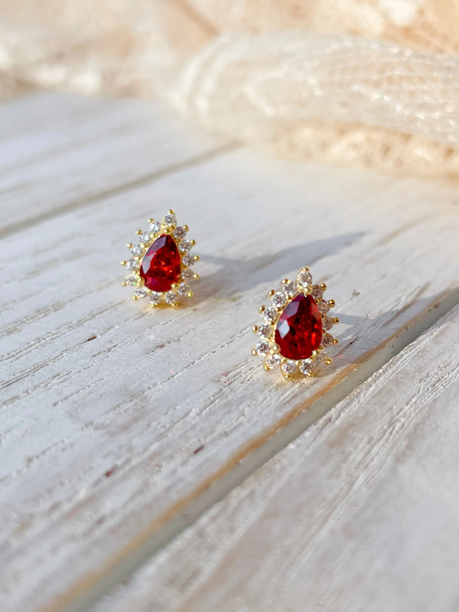 ROSIE | GOLD STUD EARRINGS