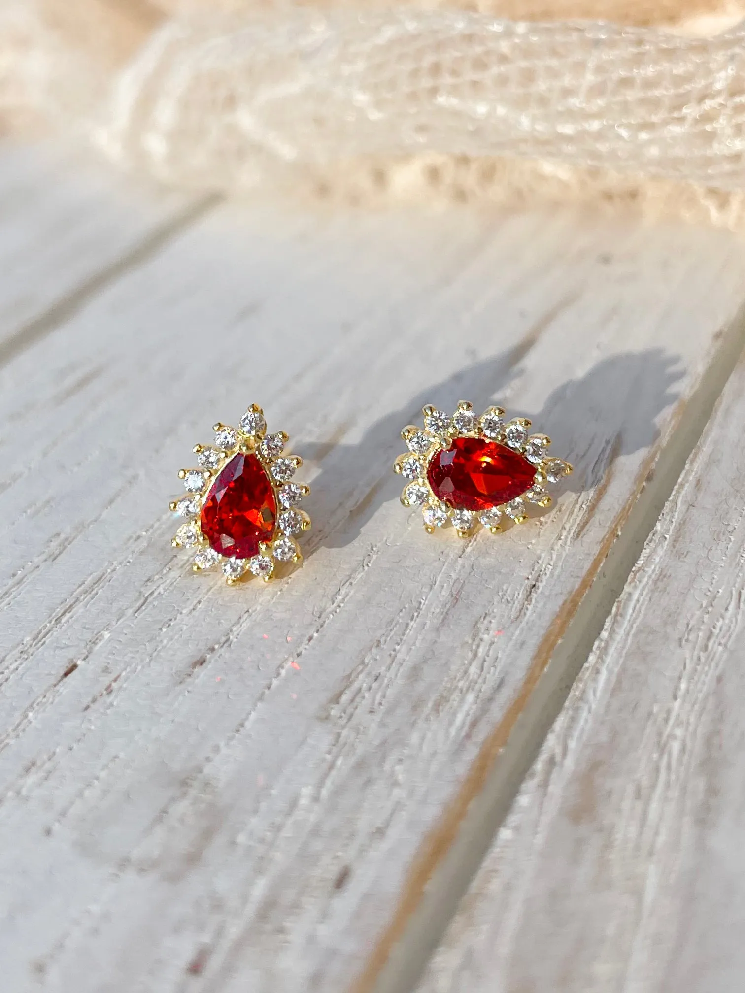 ROSIE | GOLD STUD EARRINGS