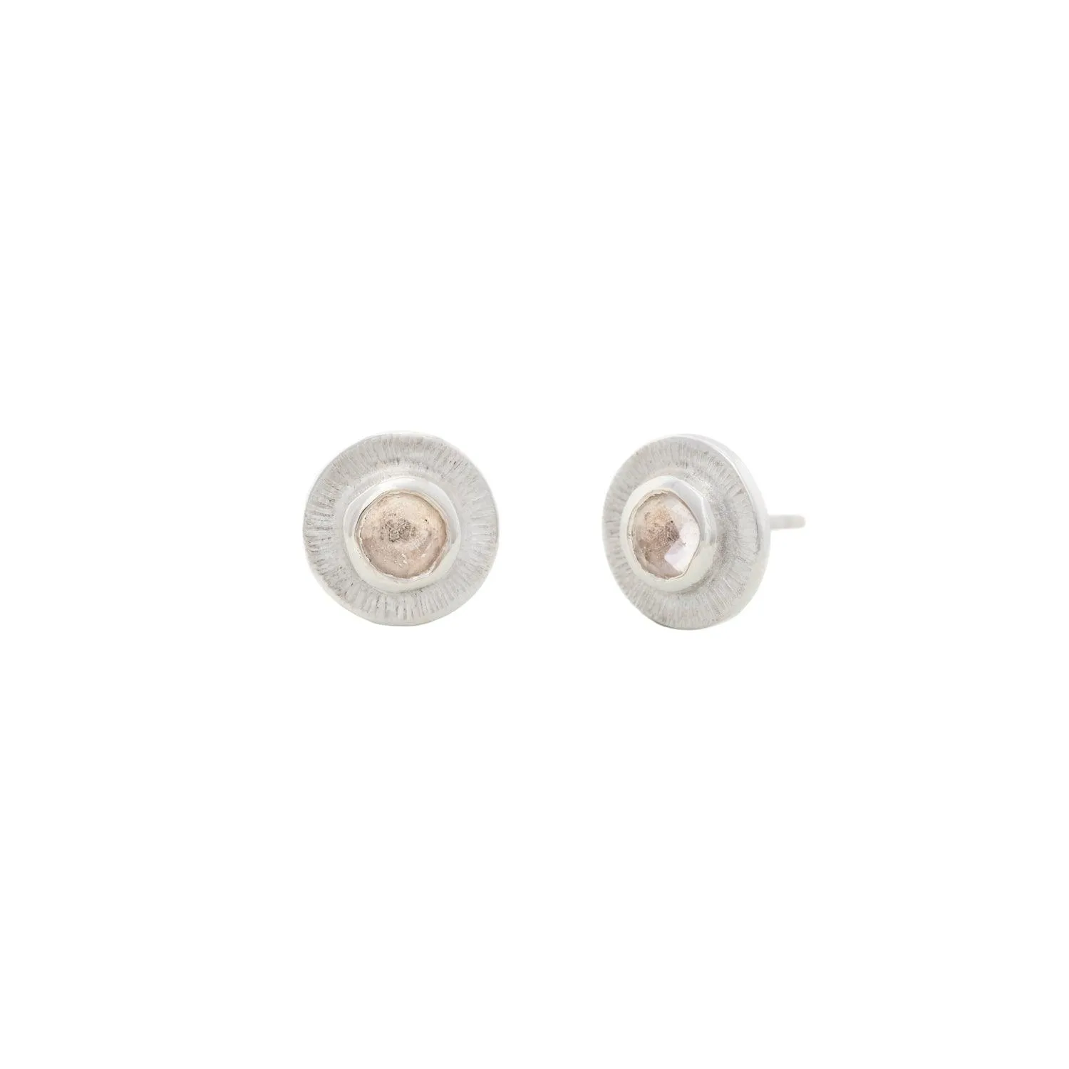 Solaris Studs