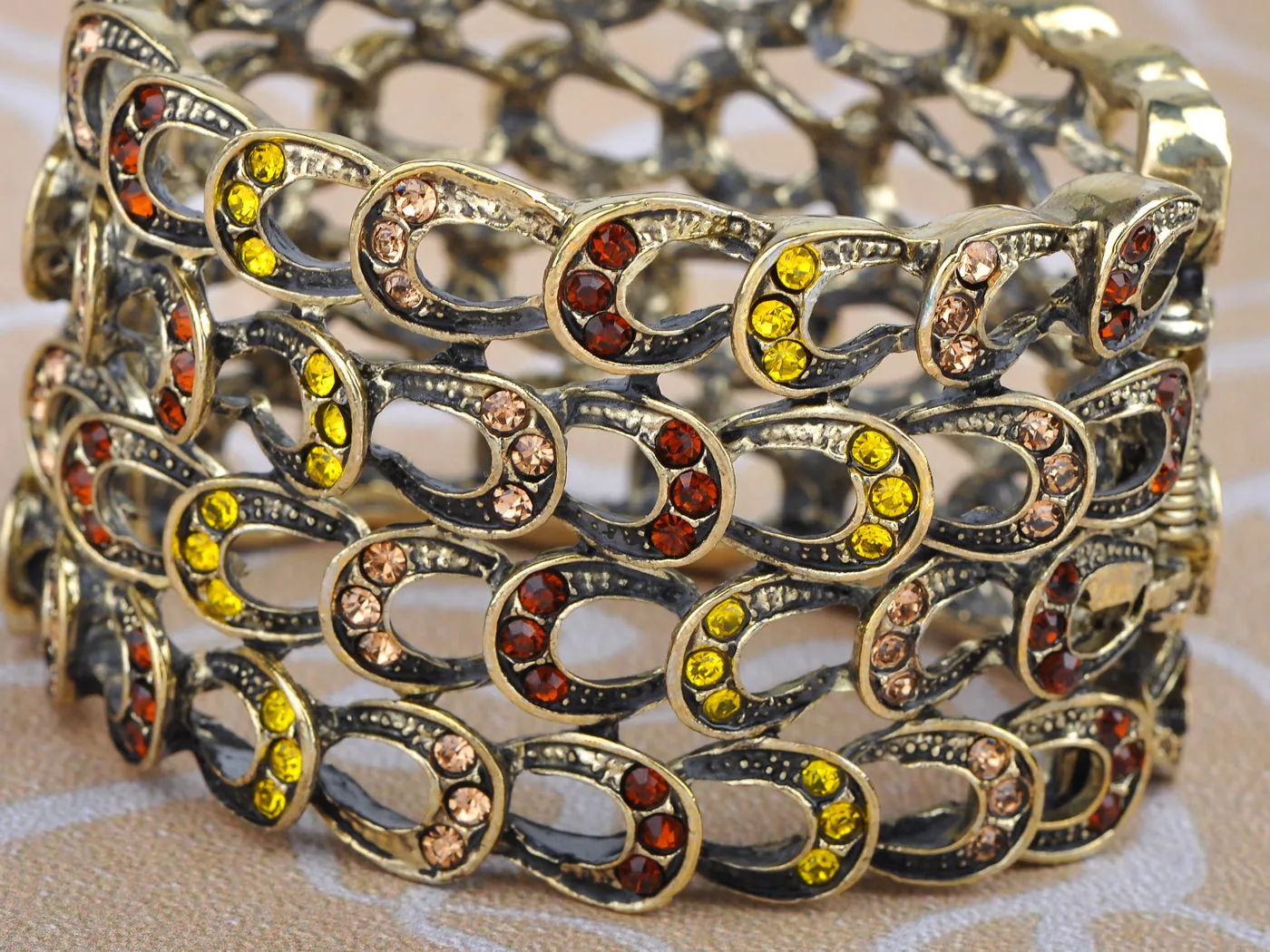 Topaz Lucky Horseshoe Horse Shoes Bracelet Bangle Cuff