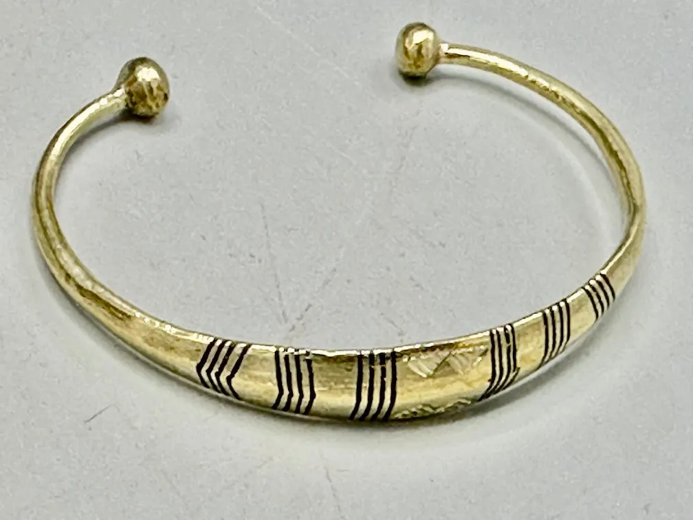 Tuareg Multiple Stripe Etched Center Wider Flat Brass Bracelet