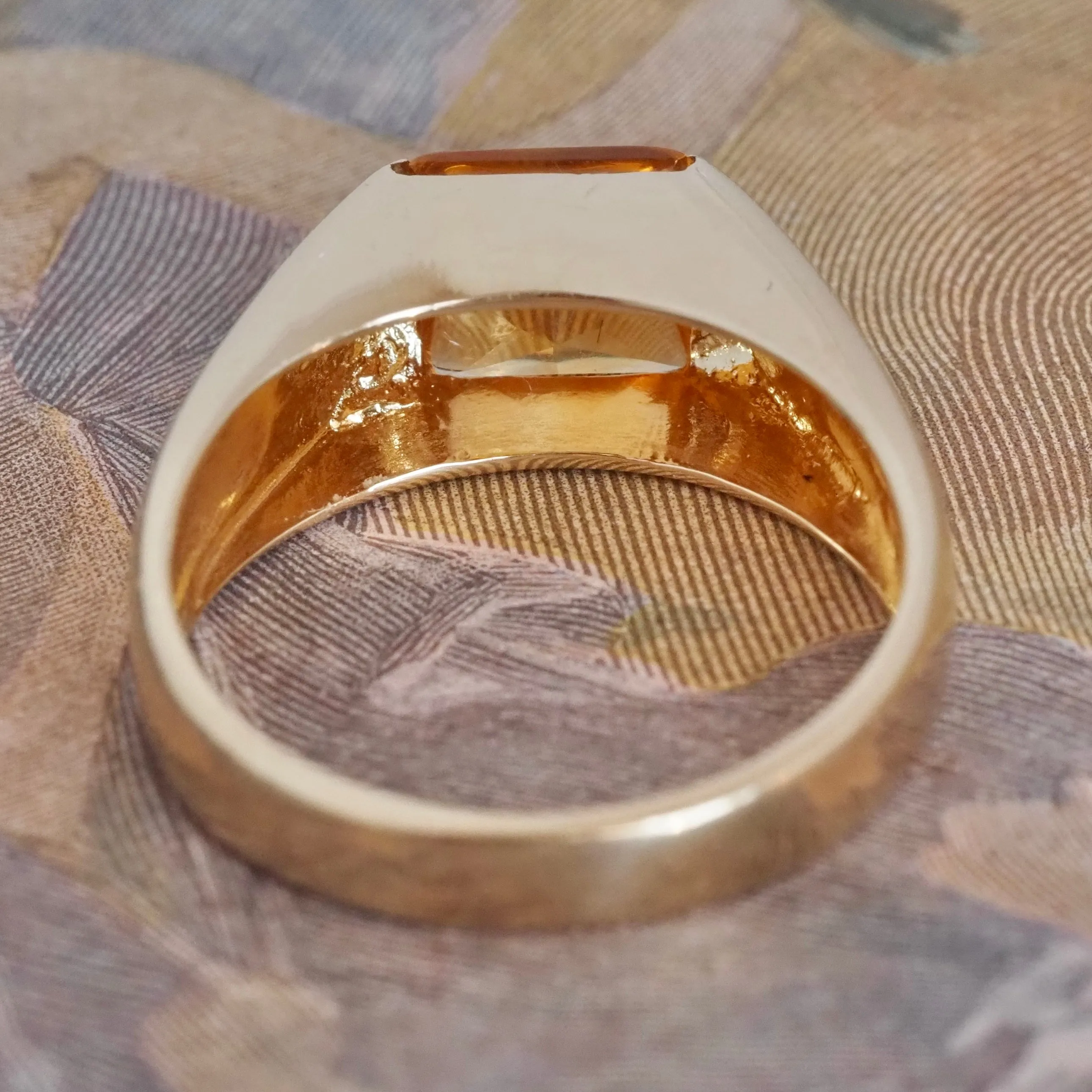 Vintage 14k Gold Buff Cut Citrine Ring